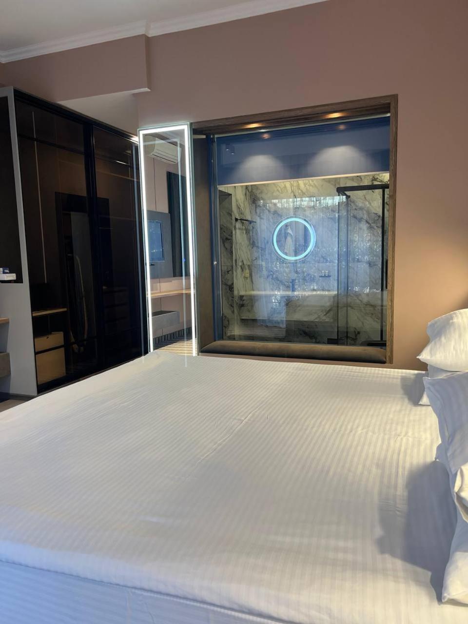 Sapar Standart Hotel Szymkent Zewnętrze zdjęcie