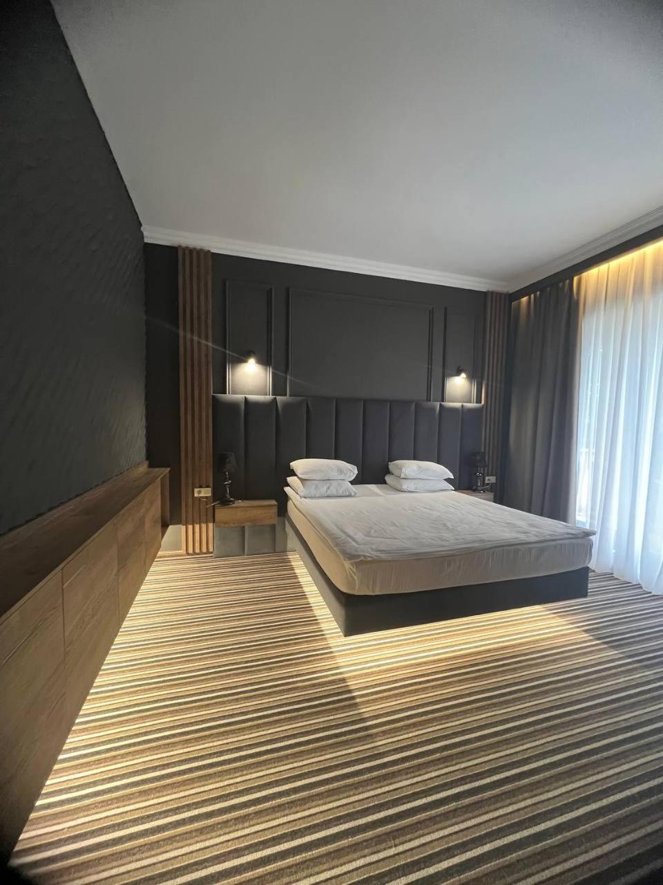 Sapar Standart Hotel Szymkent Zewnętrze zdjęcie