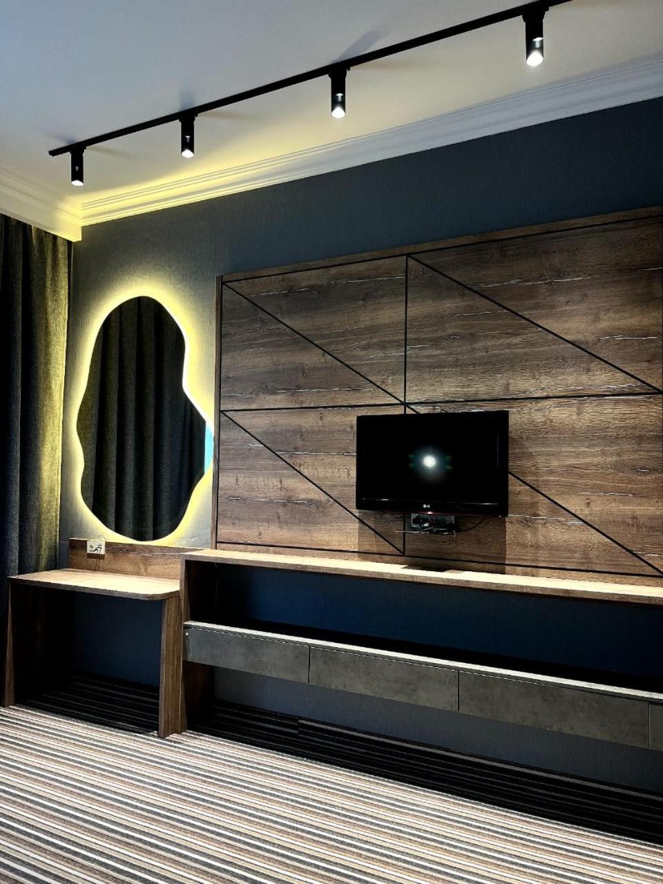 Sapar Standart Hotel Szymkent Zewnętrze zdjęcie