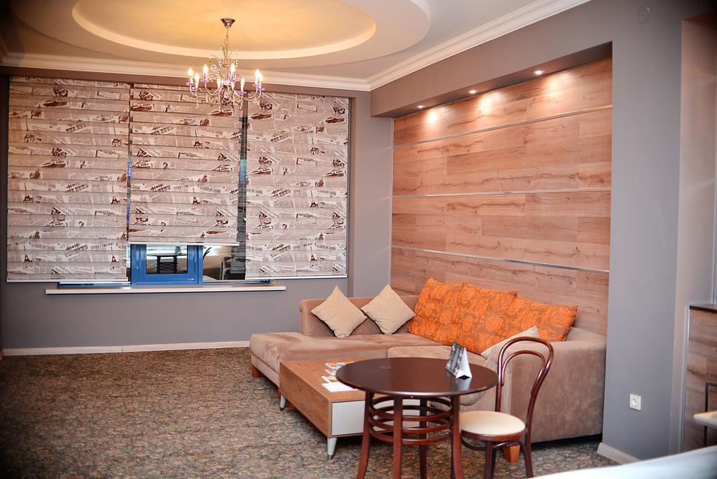 Sapar Standart Hotel Szymkent Zewnętrze zdjęcie